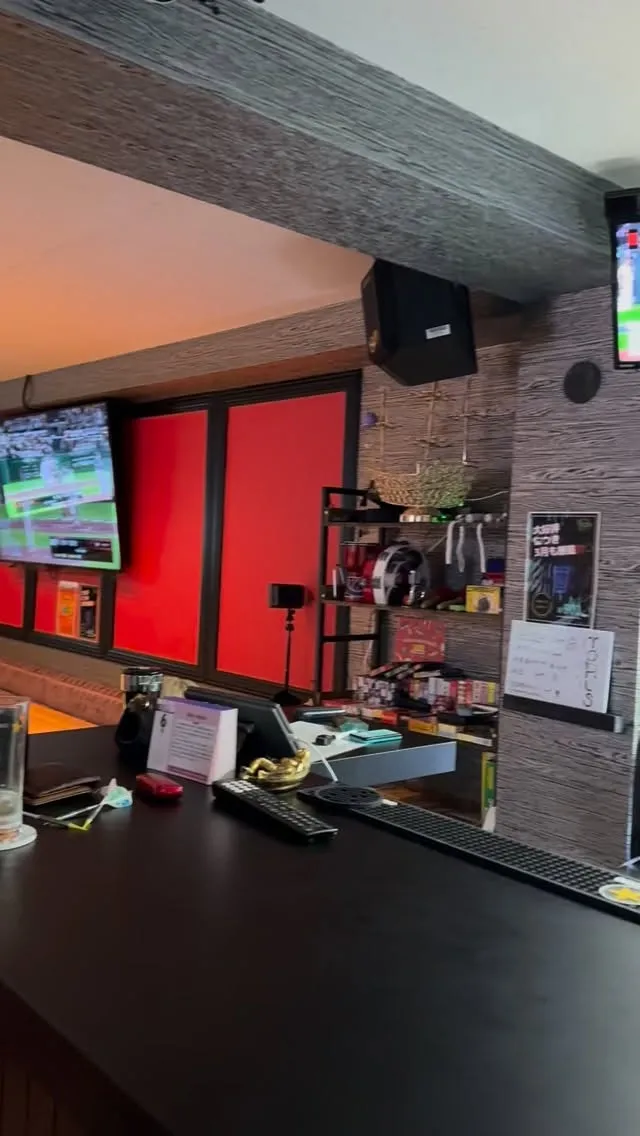 💬WBC日本戦観戦中！テレビの前で大盛り上がり！特に友達と一...